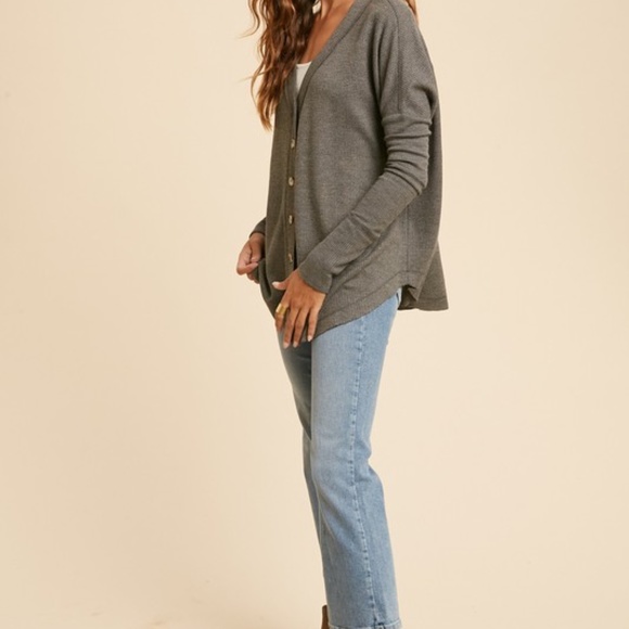 02 Charcoal Button up long sleeve Top - Picture 6 of 7